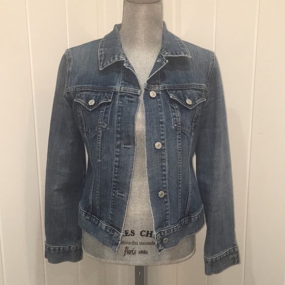 GAP Jackets & Blazers - GAP Classic Denim Jacket